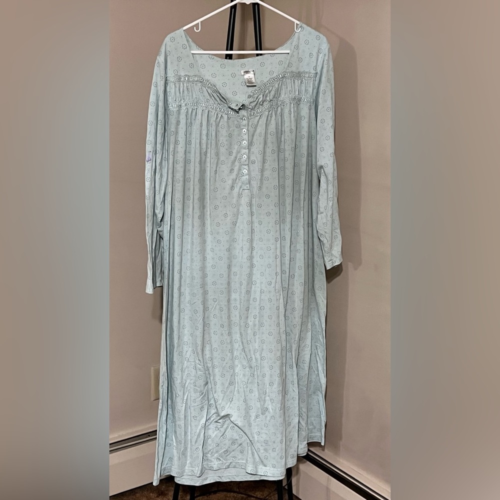 Nightgown